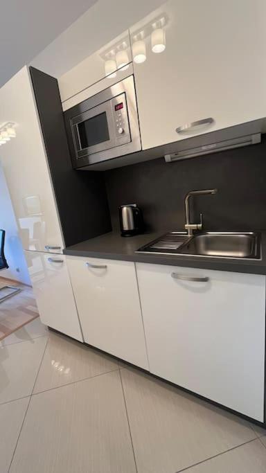 Garden Tower - Parking Appartement Praag
