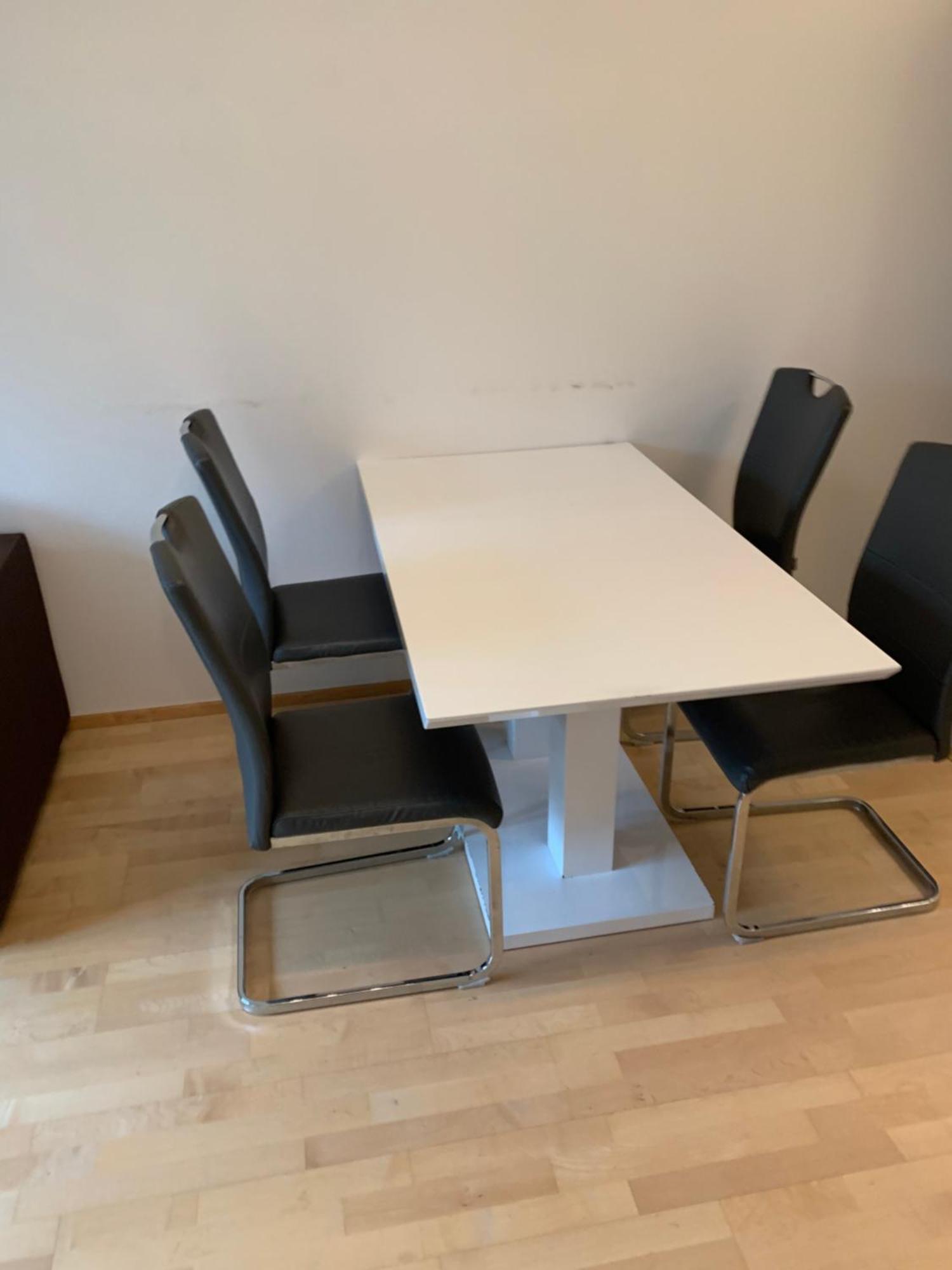 Garden Tower - Parking Appartement Praag